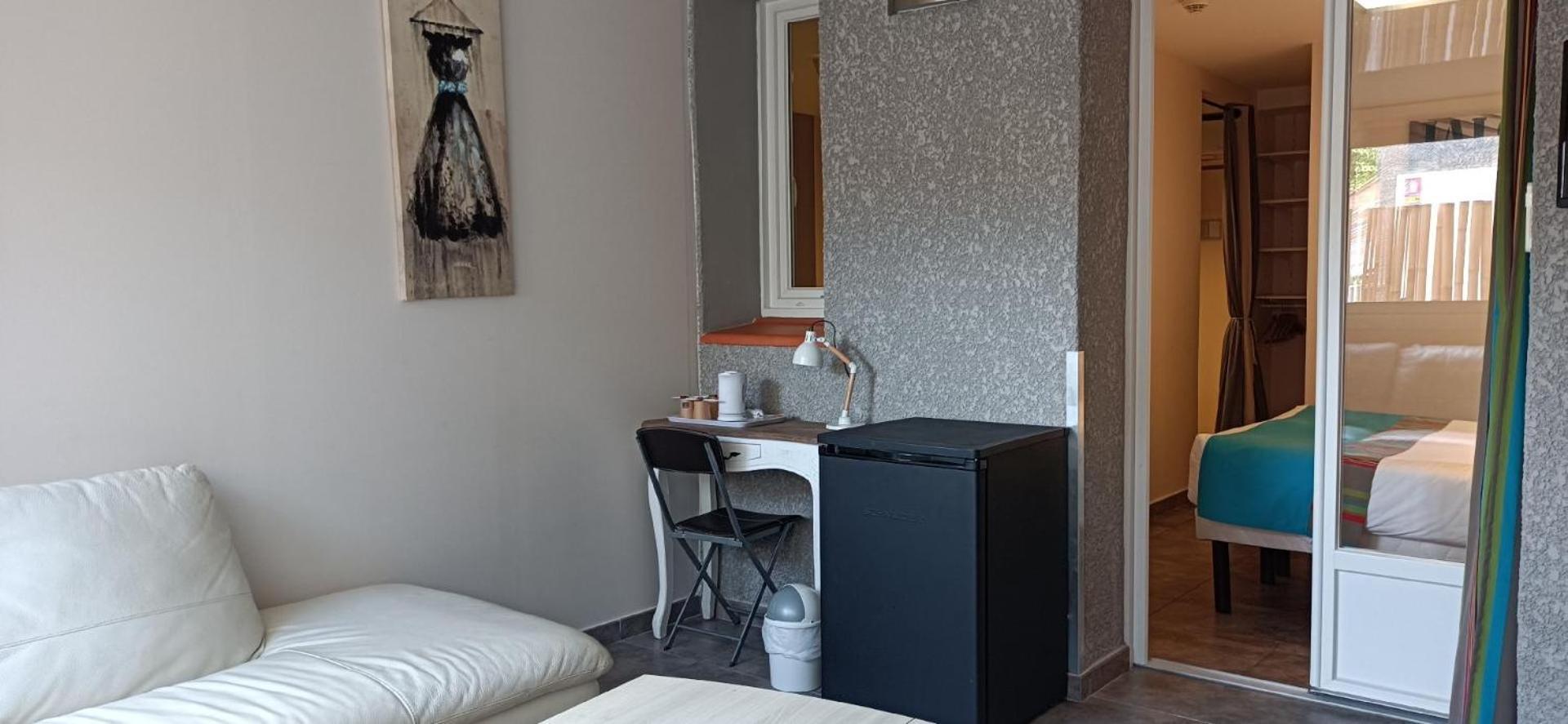 Hotel Le Majestic Canet Plage Εξωτερικό φωτογραφία